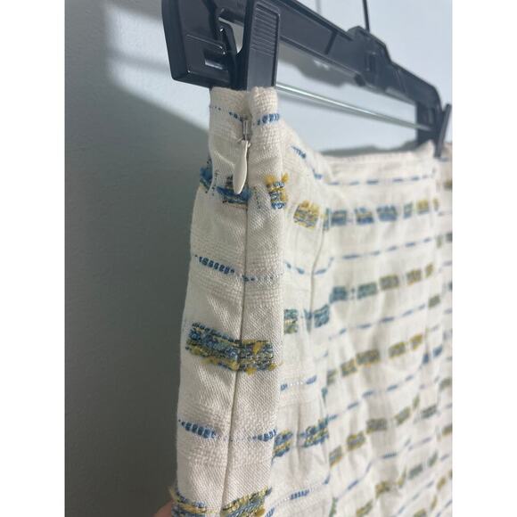 Loft size 8 straight midi skirt white with woven dash details, side zipper - Picture 4 of 6